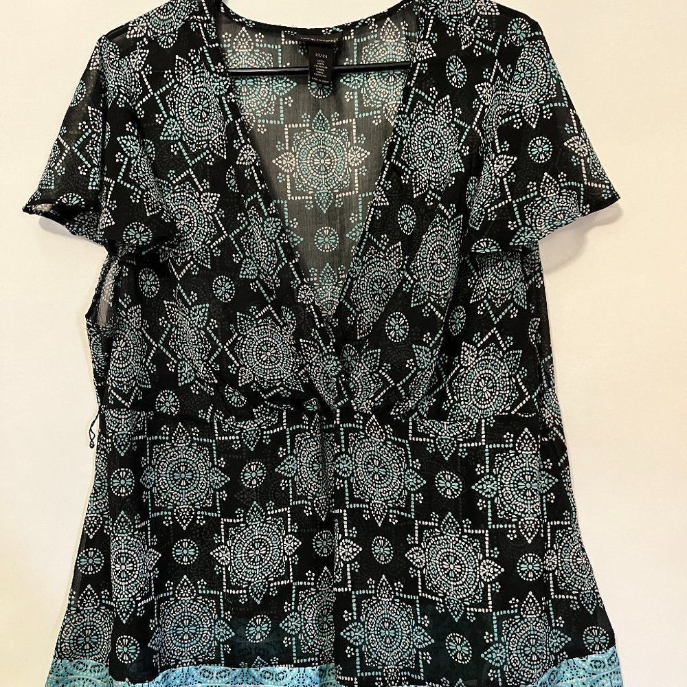 Lane Bryant Light See Through Aztec Pattern Shirt Size 22-24